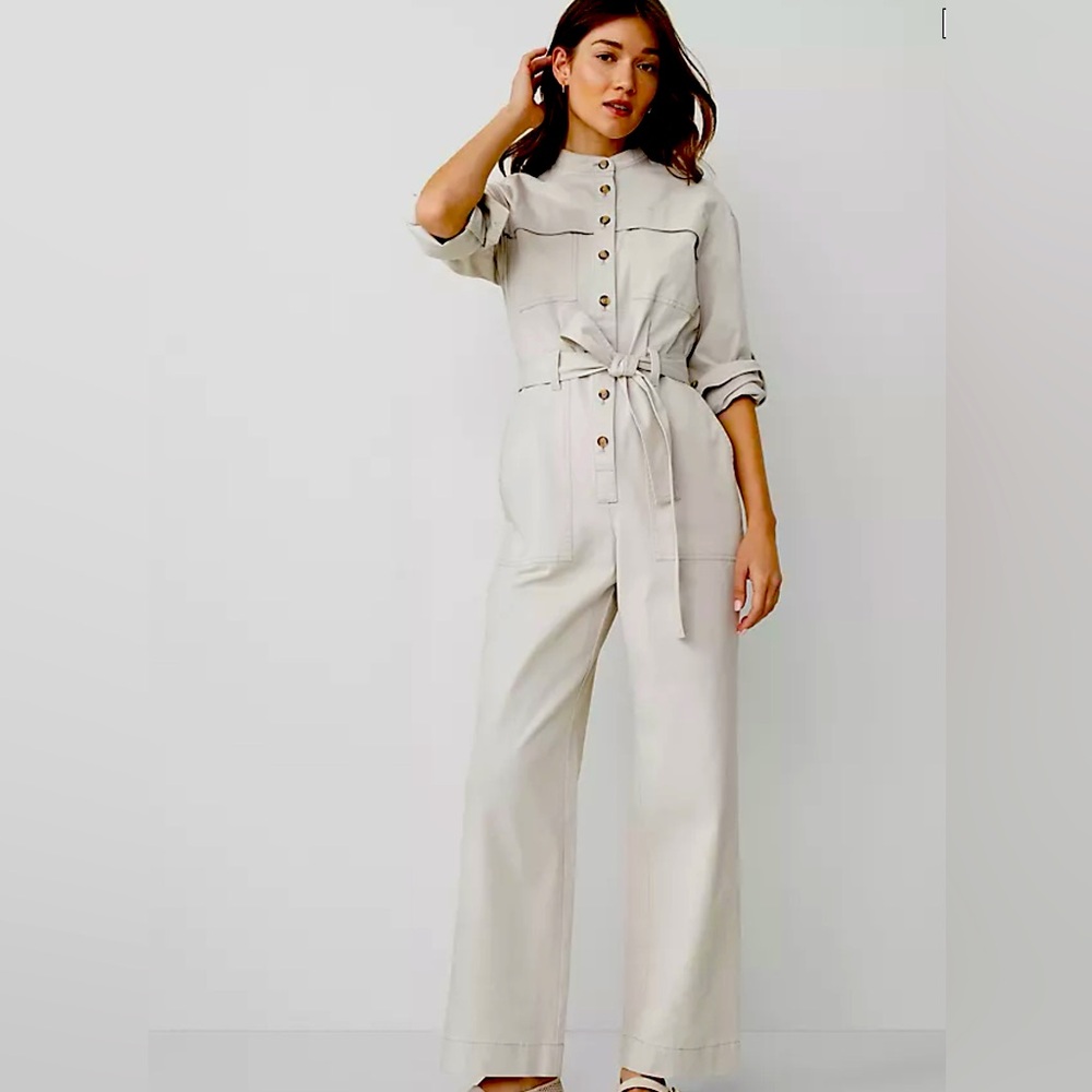 Ann Taylor Weekend Utility Jumpsuit Sz 8 NWT